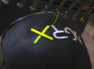 一件定制文化衫，竟藏着让个性脱颖而出的终极秘诀？